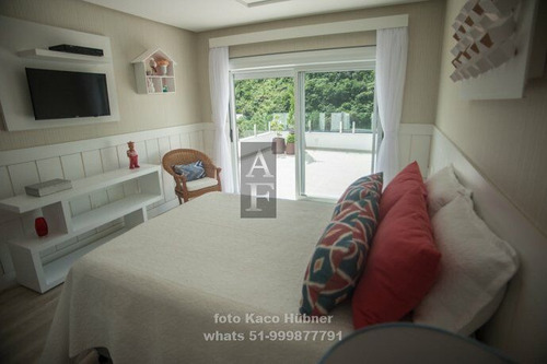 Imagem 24 de 30 de Casa Alto Padrão Para Venda Em Morro Da Silveira Garopaba-sc - Kv512