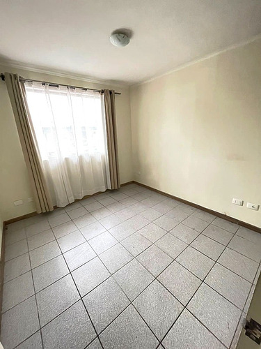 Se Arrienda Departamento 3 Dormitorios, 1 Baño