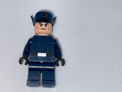Lego Minifigura Star Wars First Order Officer Major Colonel (Usado)