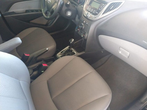 Imagem 4 de 9 de Hb20s 1.6 Premium 16v Flex 4p Automático