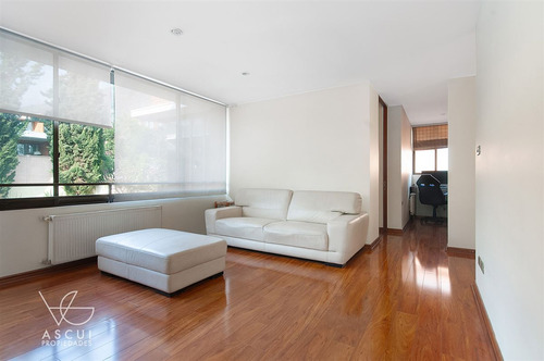Casa San Carlos Apoquindo Condominio Seguro, 5 Dorm, 4 Baños