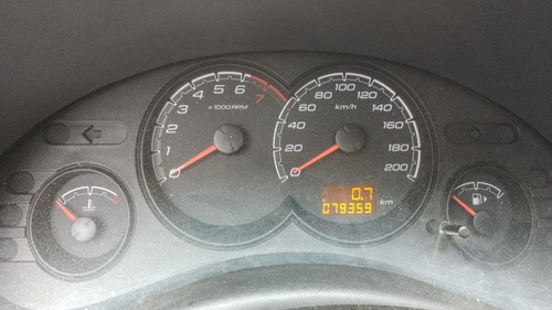 Imagem 5 de 9 de Corsa Classic Ls Vhce 2014 ((peças Originais))