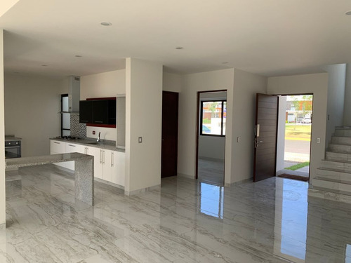 Imagen 3 de 26 de Se Renta Casa En La Condesa Juriquilla, 3 Recamaras, Roof Ga