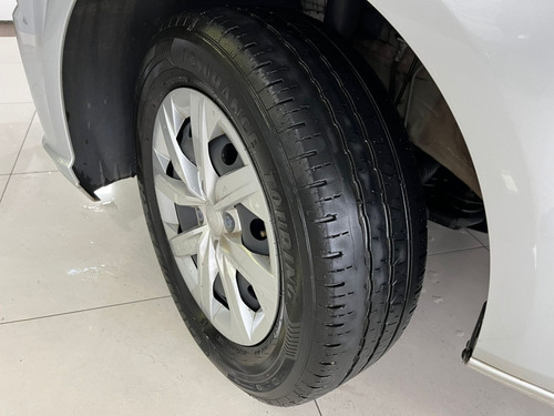 Volkswagen Voyage 1.0 12V MPI TOTALFLEX 4P MANUAL
