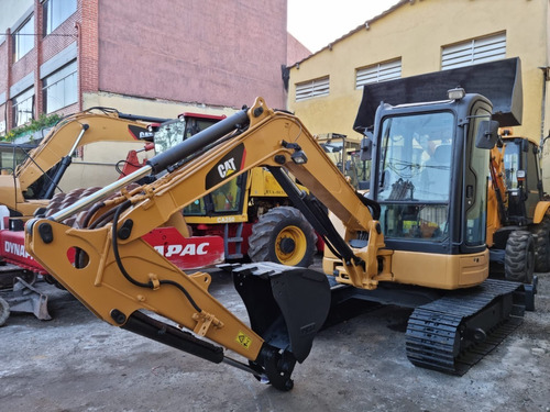 Mini Escavadeira Caterpillar 305d 2011