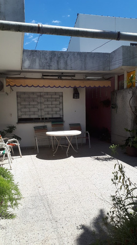 Imagen 9 de 14 de Casa Americana A La Venta En Ituzaingo Norte.
