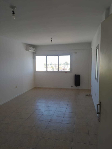 Imagen 2 de 14 de Departamento 2 Dormitorios Con Cochera! - San Luis - Ciudad