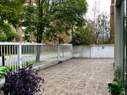 Excelente Casa Comercial Nueva Costanera - Vitacura, 4 Dorm