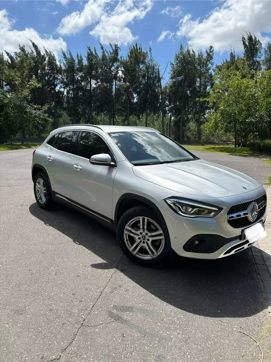 Mercedes-Benz Clase GLA 1.6 Gla200 Urban 156cv