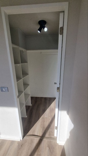 Depto En Arriendo 3d +estudio -2b-estacionamiento 550.00