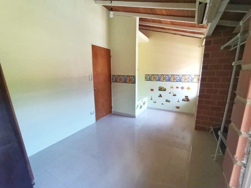 Imagen 7 de 11 de Town House La Hacienda, Nueva Casarapa