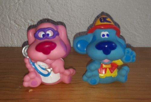 2 Figuras De Las Pistas De Blue ( Blue Y Magenta)