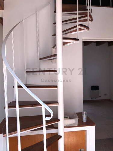 Imagen 6 de 11 de Venta Haedo Casa Tipo Triplex Excelente Ubicacion