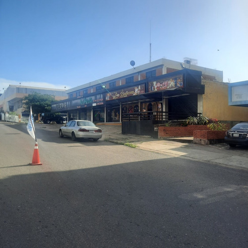 Imagen 3 de 4 de Edificio Comercial, Alquiler O Venta, Ubicado En Carrera Upata Frente Al C.c Trebol