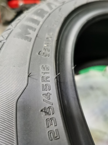 Llanta 235/45 R18 Mirage Mr-182 98w