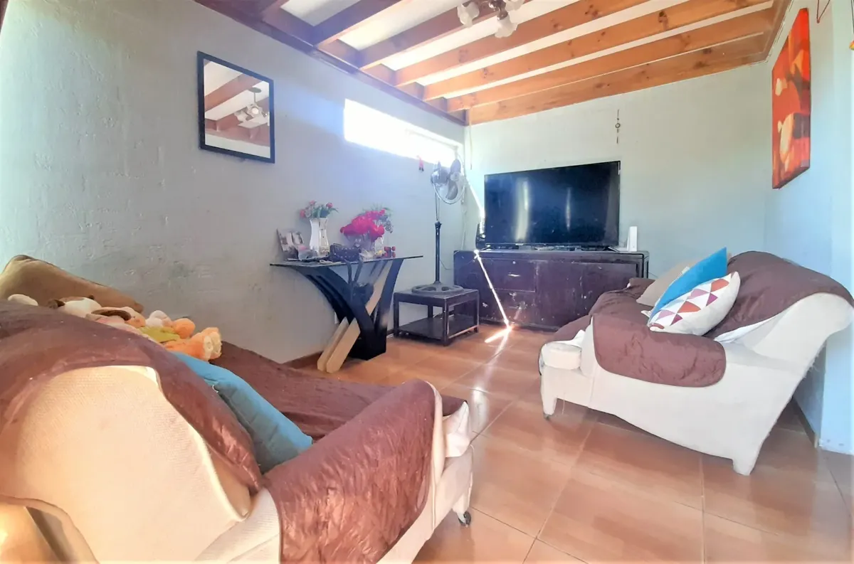 Imagen 3 de 20 de Venta Casa 6 Dorm 4 Baños 8 Est Gran Patio Logia San Miguel