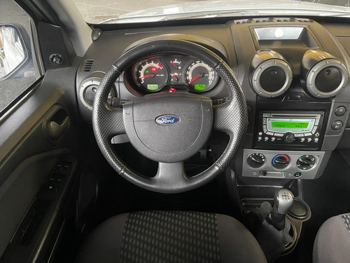 Ford Ecosport 1.6 XLT FREESTYLE 8V FLEX 4P MANUAL