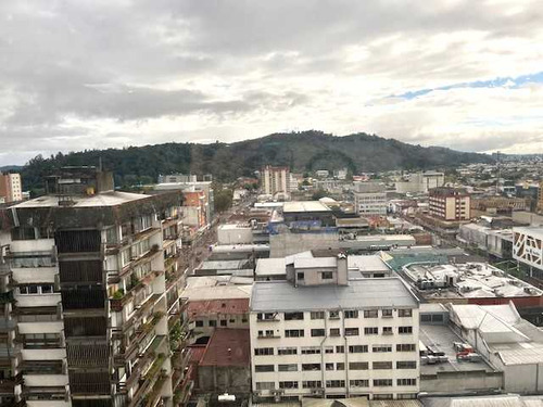 Oficina De 5 Privados, En Centro De Temuco (74299)
