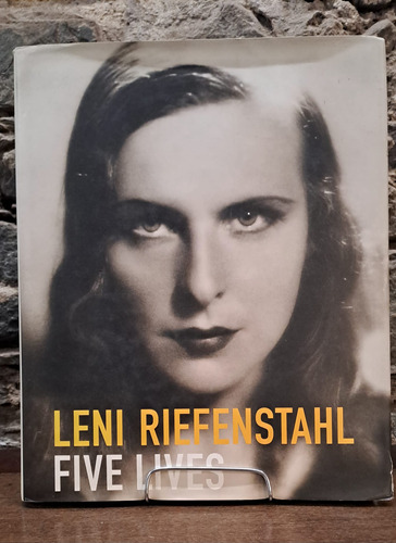 Leni Riefenstahl. Five Lives   Usado