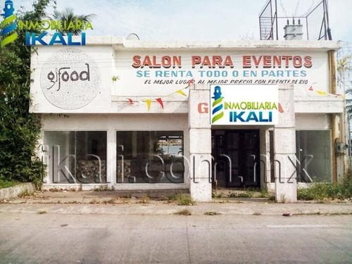 Imagen 1 de 12 de Local Comercial En Venta La Calzada