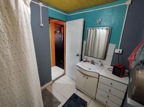 Casa 3d, 1b, 2e, 1bo. - Metro Neptuno.