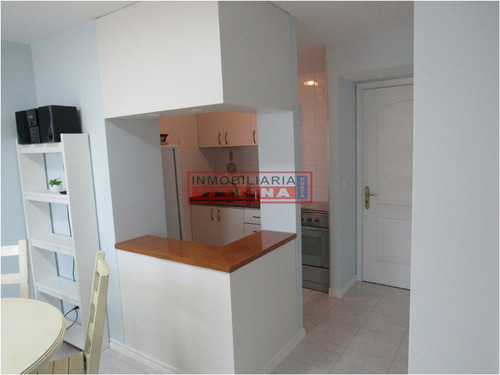Apartamento En Brava - Punta Del Este- Ref: 6918