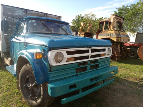 Dodge 800