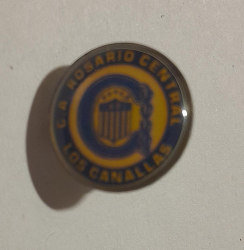 Pin Distintivo Rosario Central Escribano Víctor Vesco