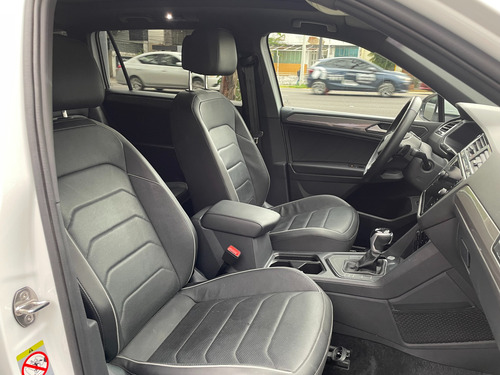 Volkswagen Tiguan 1.4 Tsi R-Line 10 Años Dsg6