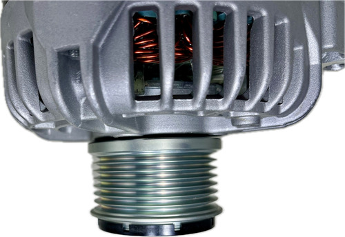 Alternador Toyota Hilux 3.0 / Sw4 3.0 80a 7 Canales