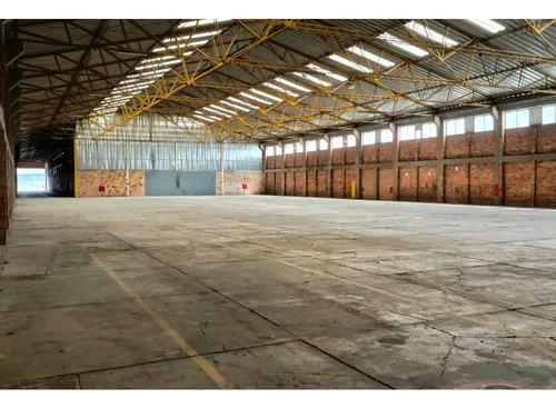 Bodega En Arriendo, Sobre Via Principal, Fontibon
