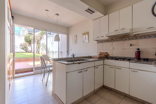 Venta Casa 5 Ambientes Cochera Pileta Parrilla Mas