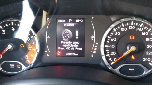 Imagem 8 de 10 de Jeep Renegade