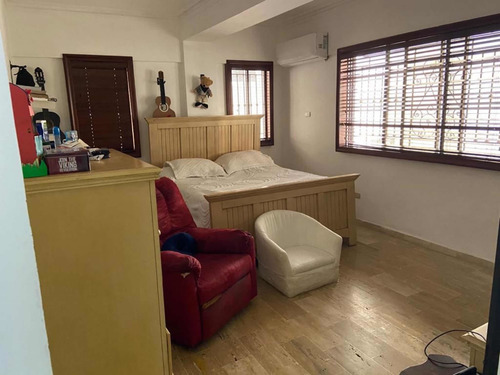 Imagen 5 de 10 de Venta De Apartamento En Piantini De 260mts Distrito Nacional