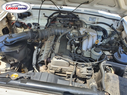 Imagen 6 de 10 de Toyota Autana Sincrónico 4x4