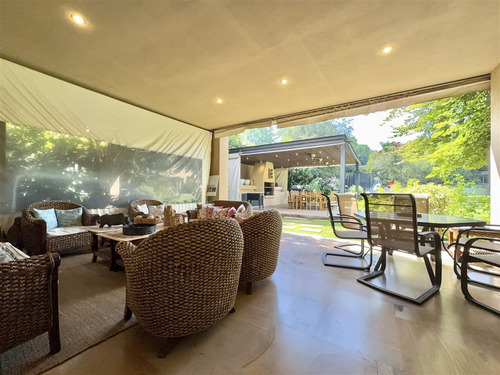 Venta Gran Casa 1 Piso 7d 8b 2 Quinchos, Las Condes