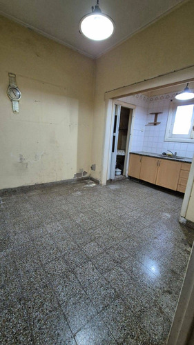 Ph En Venta De 2 Dormitorios En La Plata