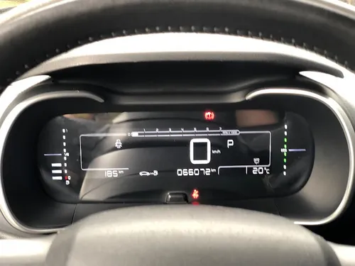 Citroën C4 Cactus 1.6 Shine Turbo Aut