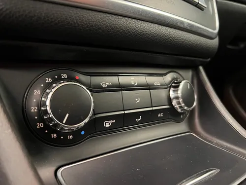 Mercedes-Benz Clase GLA 1.6 200 Cgi Sport At