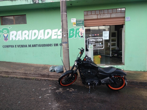 Imagem 7 de 9 de Harley Davidson 883