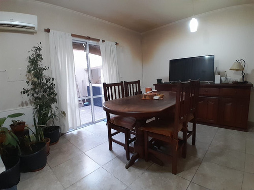 Casa En Venta En Las Heras