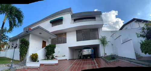  Venta Linda Casa Cumbres De Curumo (jb)