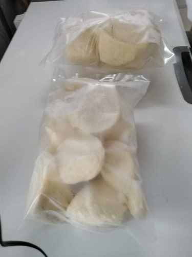 Imagen 2 de 5 de Mozzarella En Bola Y Barra.