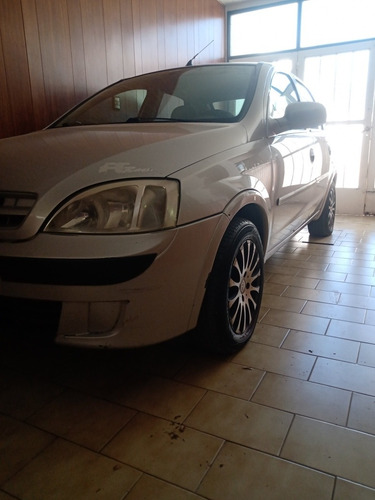Imagen 1 de 8 de Chevrolet 2005 Corsa 2