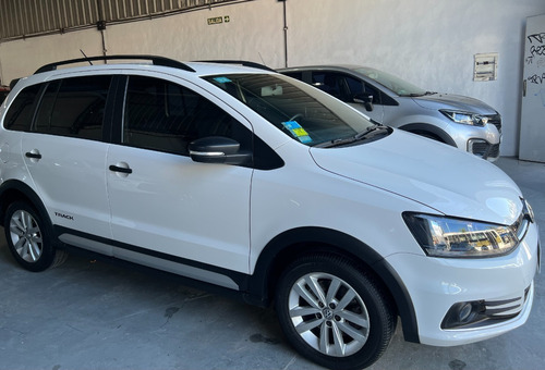 Imagen 3 de 14 de Volkswagen Suran 1.6 Track Les Automotores
