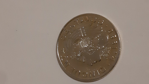 Moneda De 50 Centavos 19980 Bañada En Oro