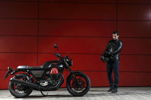 Moto Guzzi V7iii Carbon Edición Limitada