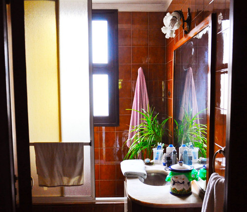 Casa C/ Dos Dormitorios Grandes + Local - Molinari Cosquín