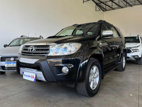 Toyota SW4 3.0 Srv 7l 4x4 Aut. 5p