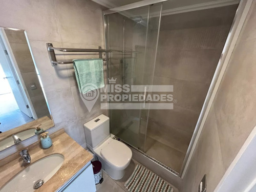 Se Vende Departamento En Avenida Edmundo Perez Zujovic